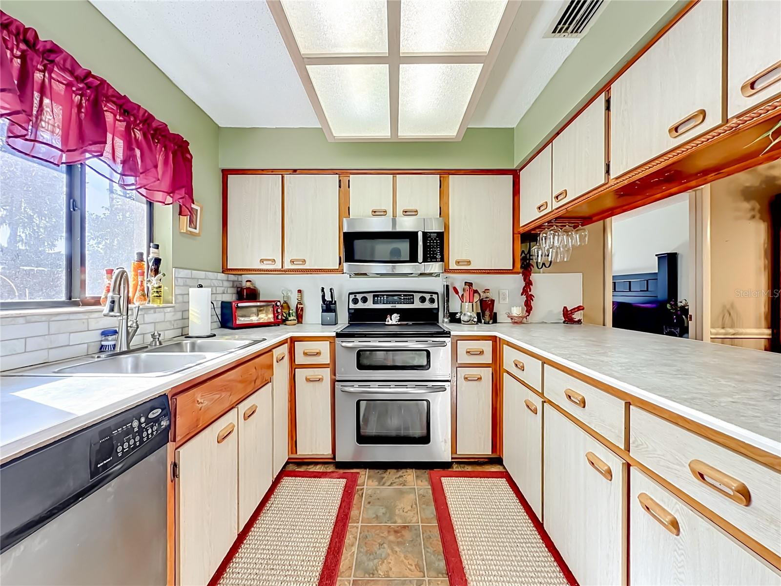 27 BLACK HAWK PL, PALM COAST, FL, 32137