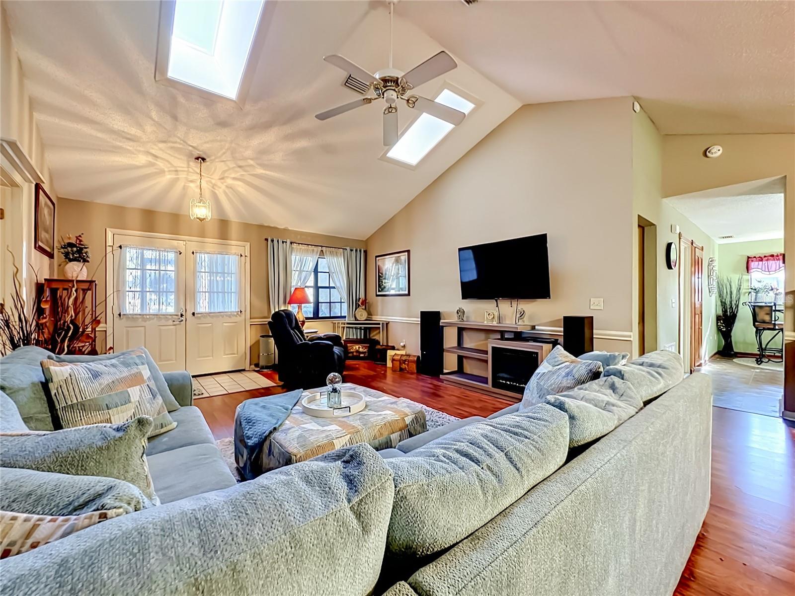 27 BLACK HAWK PL, PALM COAST, FL, 32137
