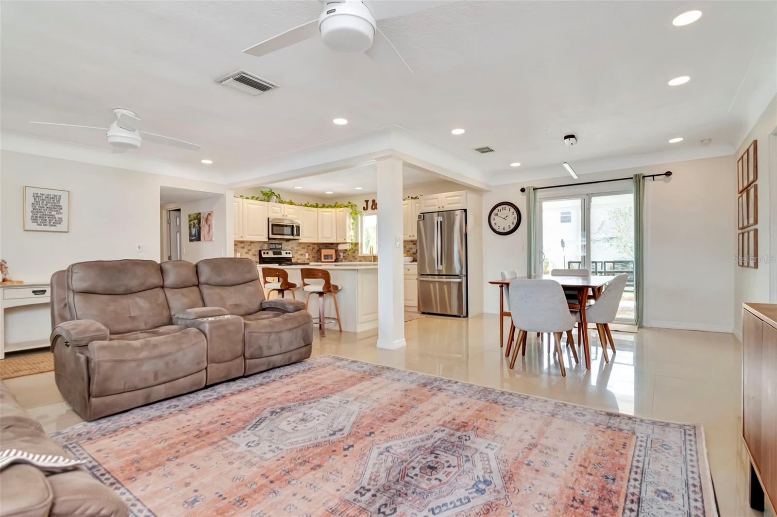 6468 17TH TER N, ST PETERSBURG, FL, 33710