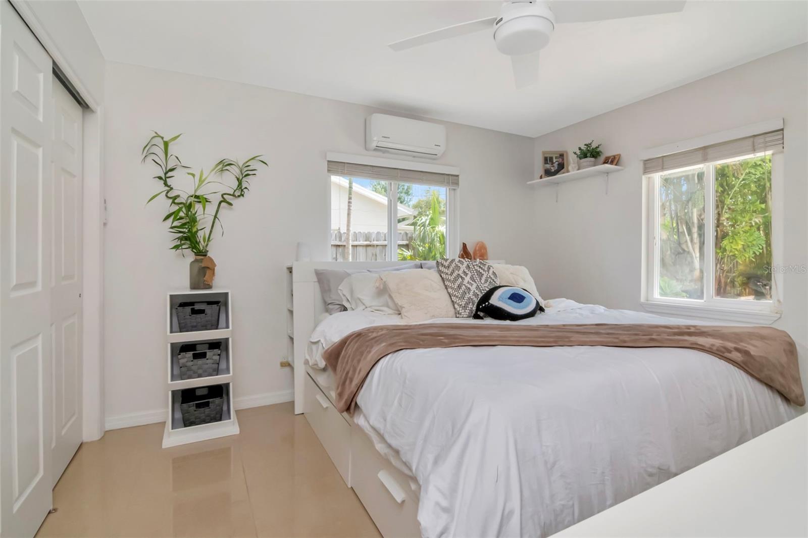 6468 17TH TER N, ST PETERSBURG, FL, 33710