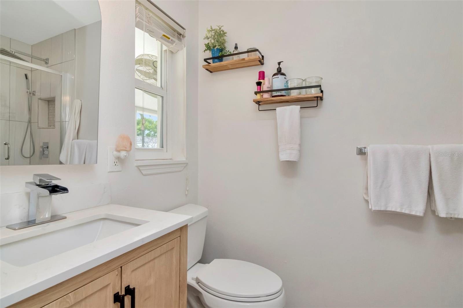 6468 17TH TER N, ST PETERSBURG, FL, 33710