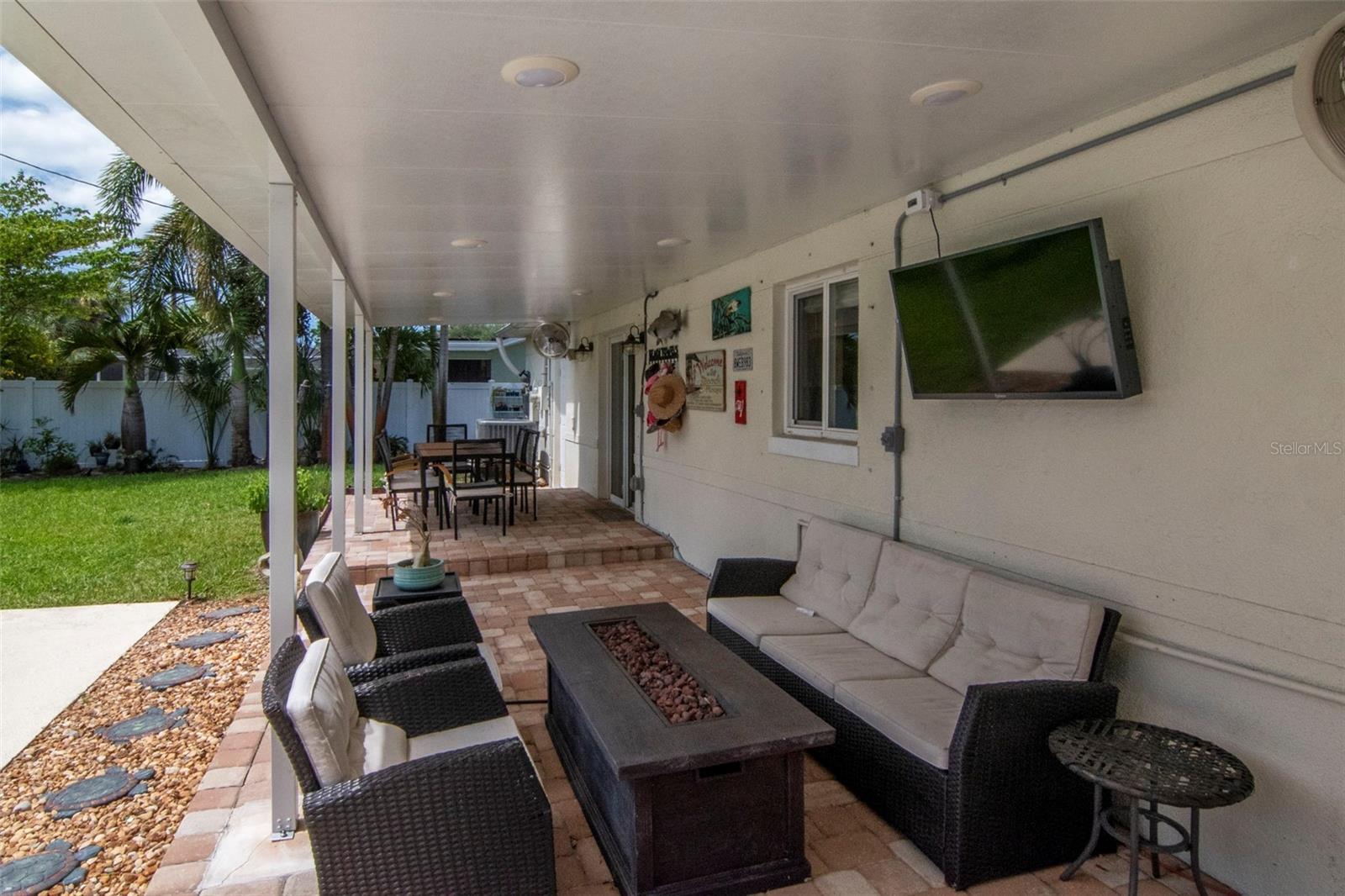 6468 17TH TER N, ST PETERSBURG, FL, 33710