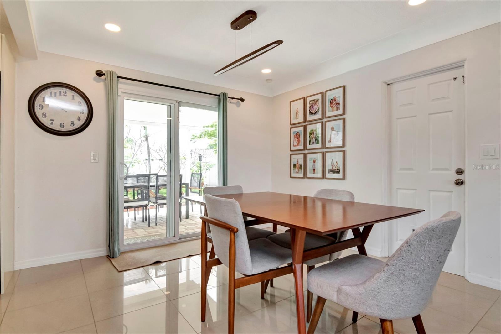 6468 17TH TER N, ST PETERSBURG, FL, 33710