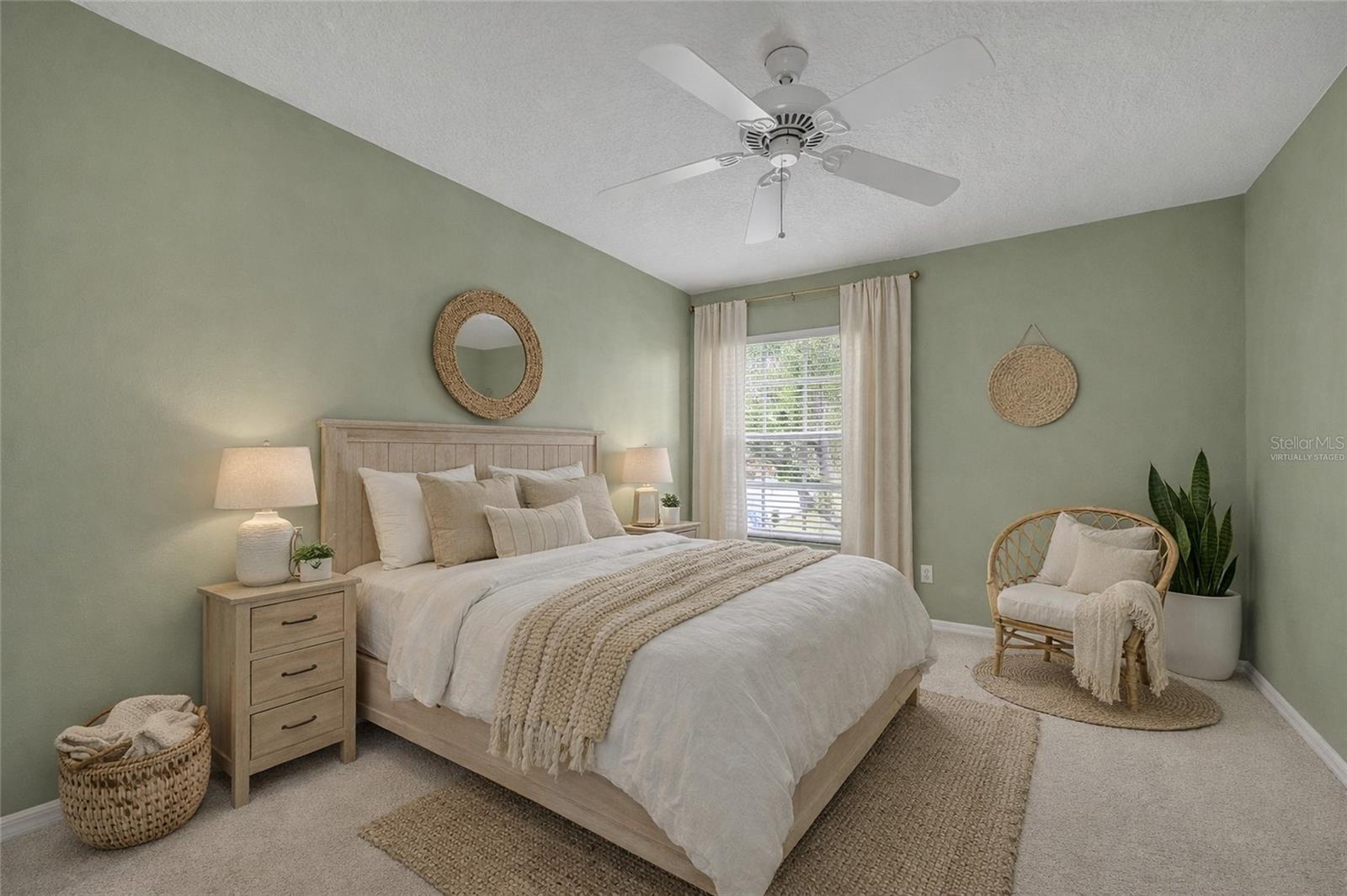 1656 ANNA CATHERINE DR, ORLANDO, FL, 32828
