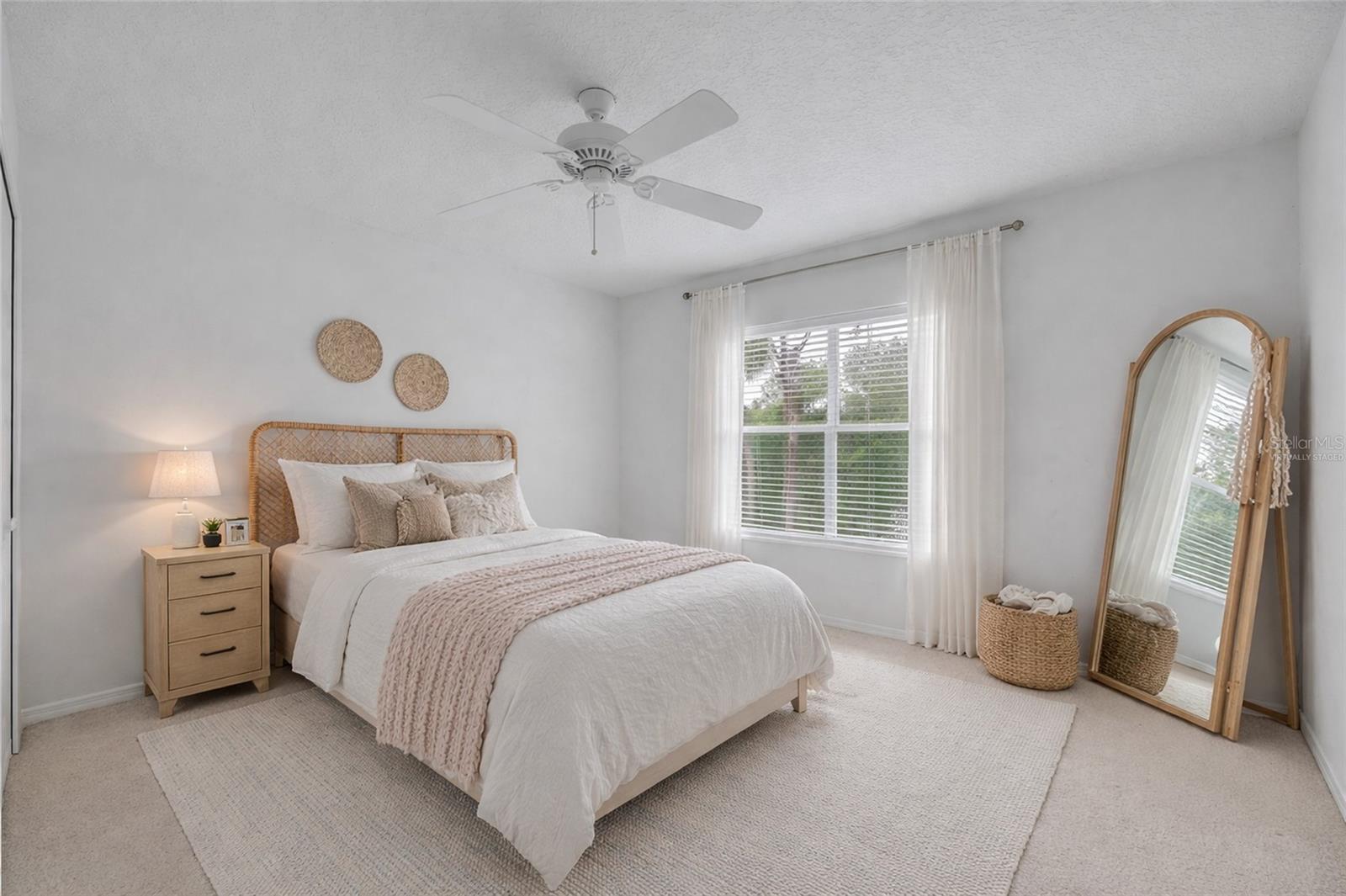 1656 ANNA CATHERINE DR, ORLANDO, FL, 32828