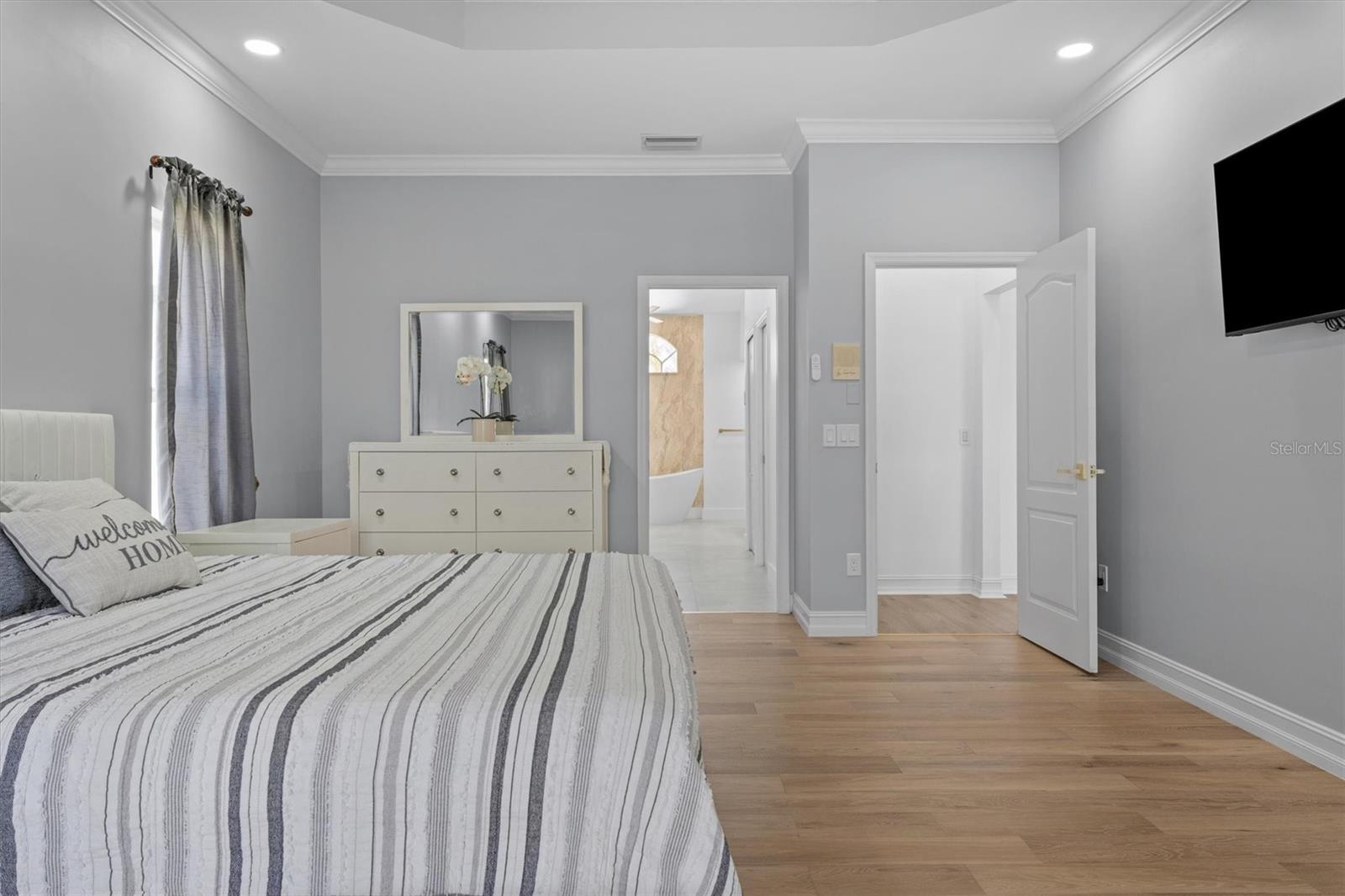 8090 ARLEWOOD CIR, PORT CHARLOTTE, FL, 33981