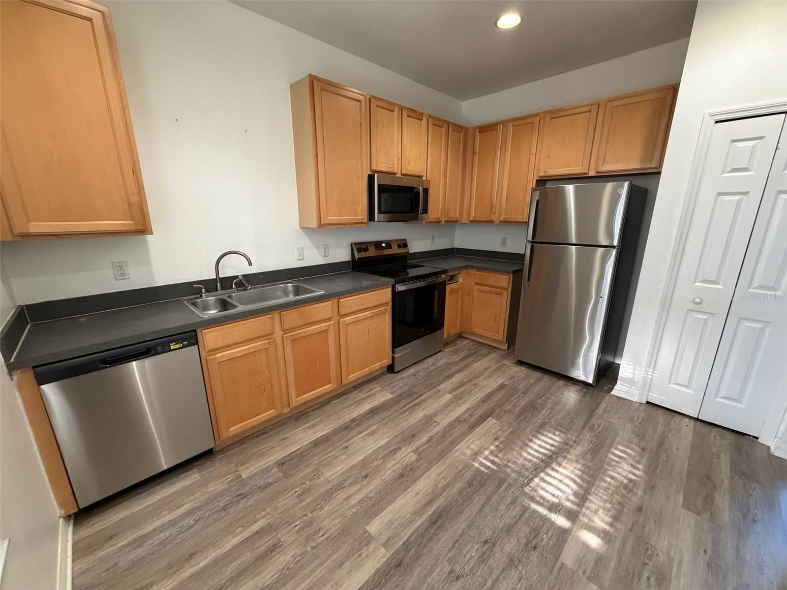4205 AUSTEN FALLS LN, ORLANDO, FL, 32828