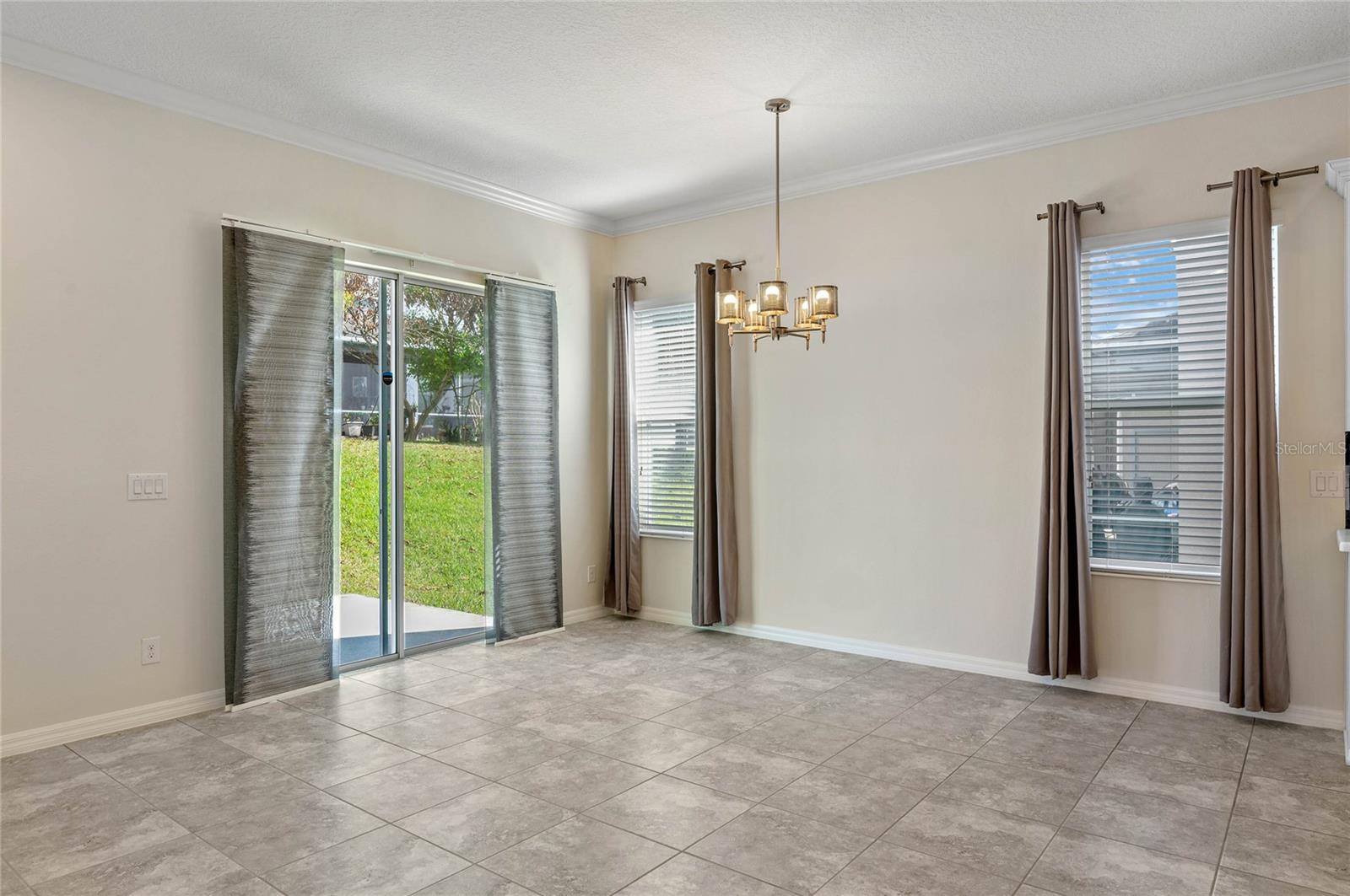 989 MAYPOLE DR, APOPKA, FL, 32703