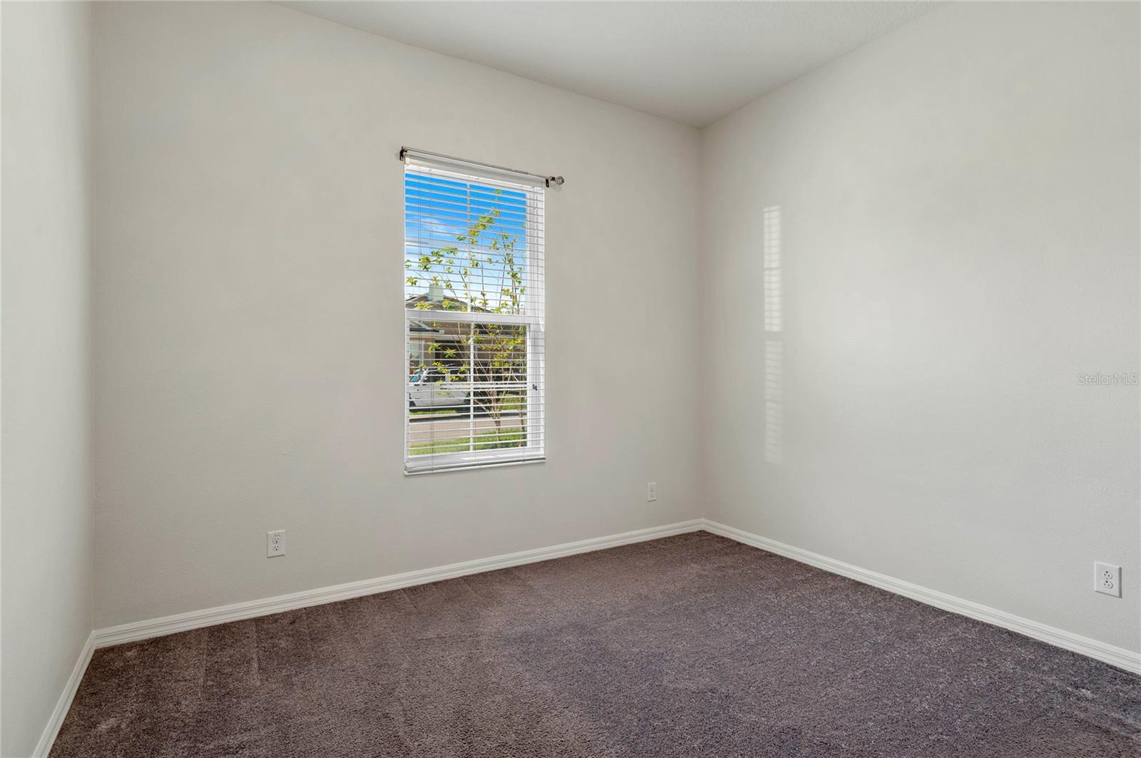 989 MAYPOLE DR, APOPKA, FL, 32703
