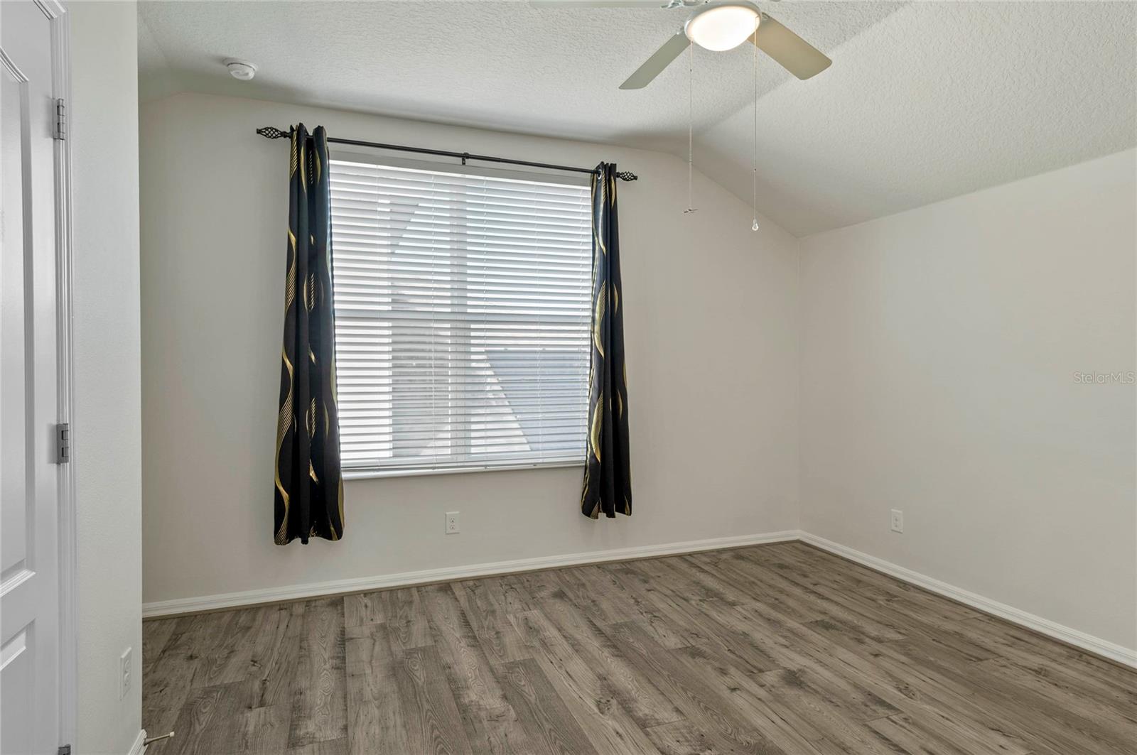 989 MAYPOLE DR, APOPKA, FL, 32703