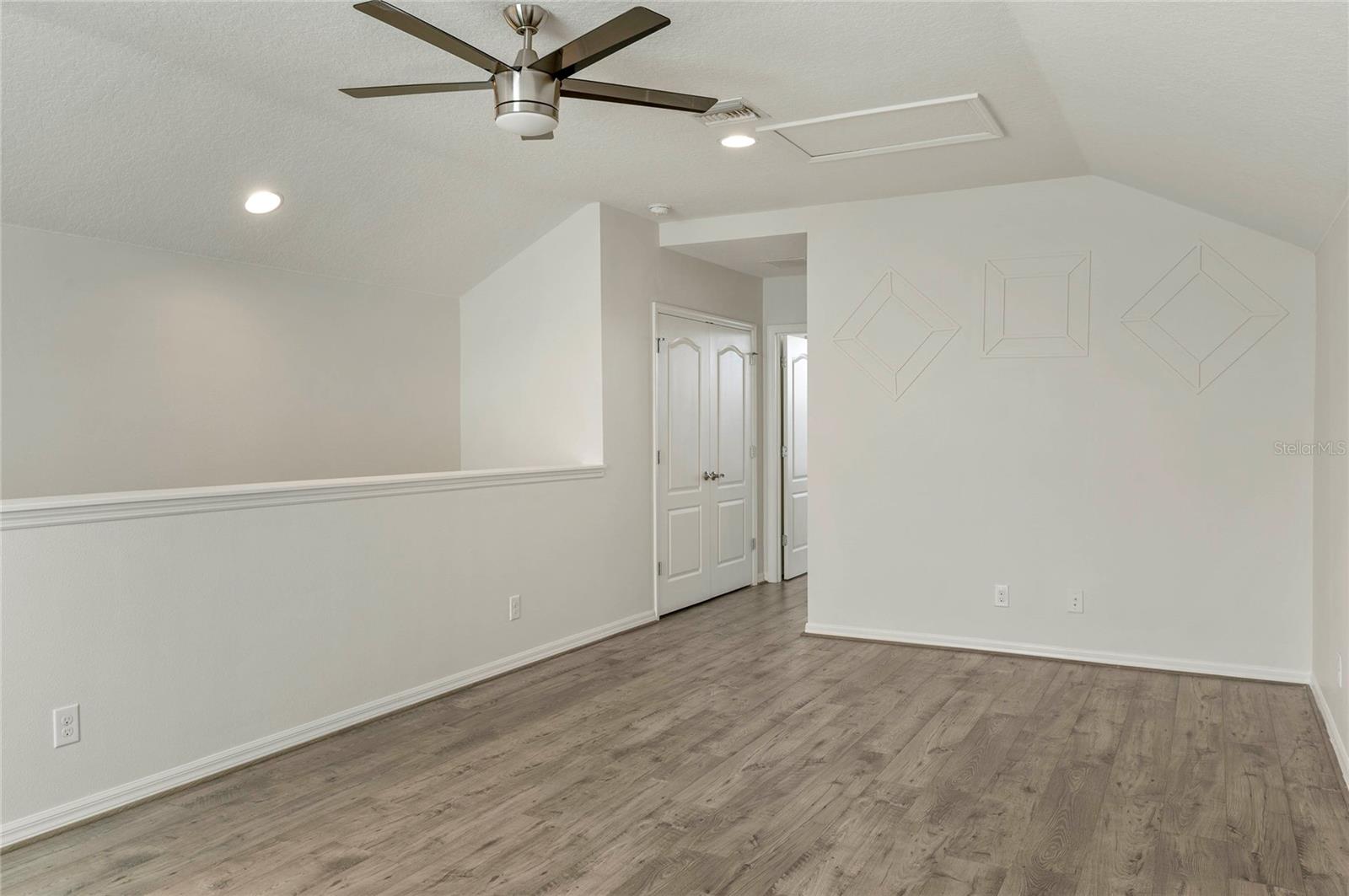 989 MAYPOLE DR, APOPKA, FL, 32703