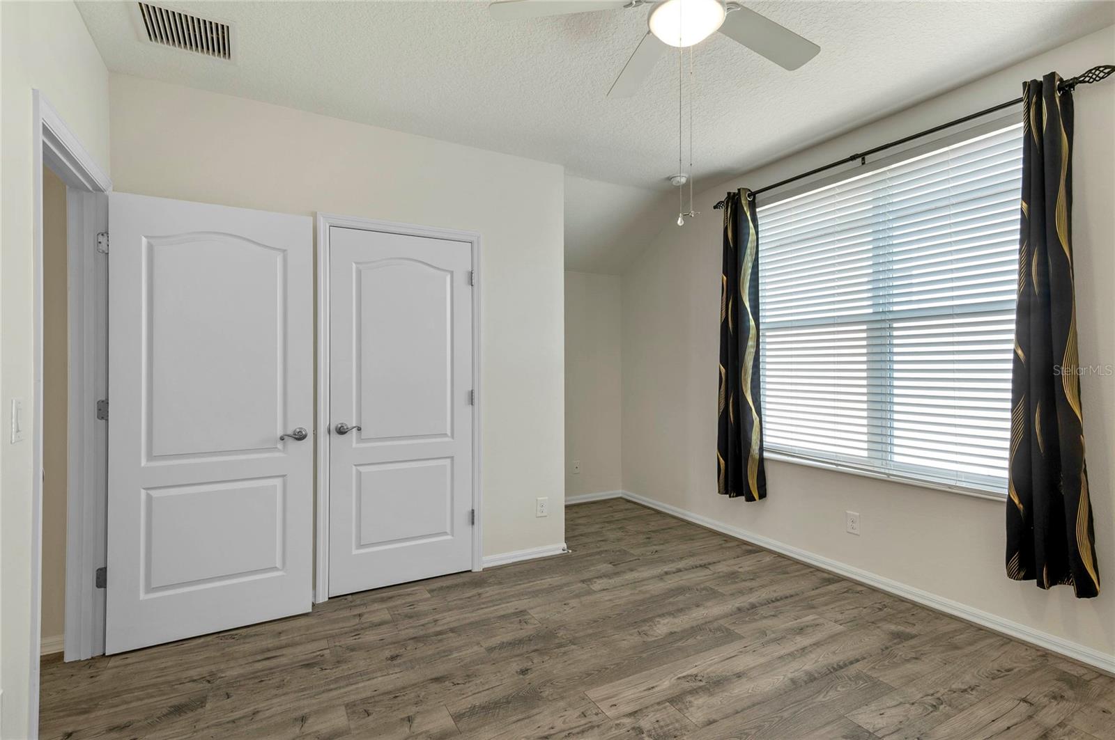989 MAYPOLE DR, APOPKA, FL, 32703