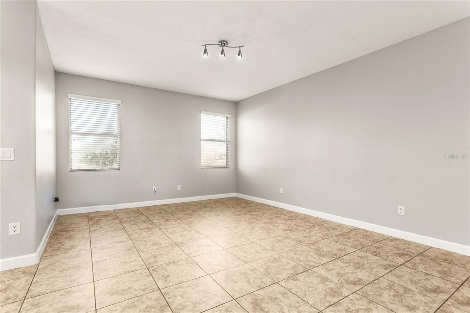 1806 THETFORD CIR, ORLANDO, FL, 32824