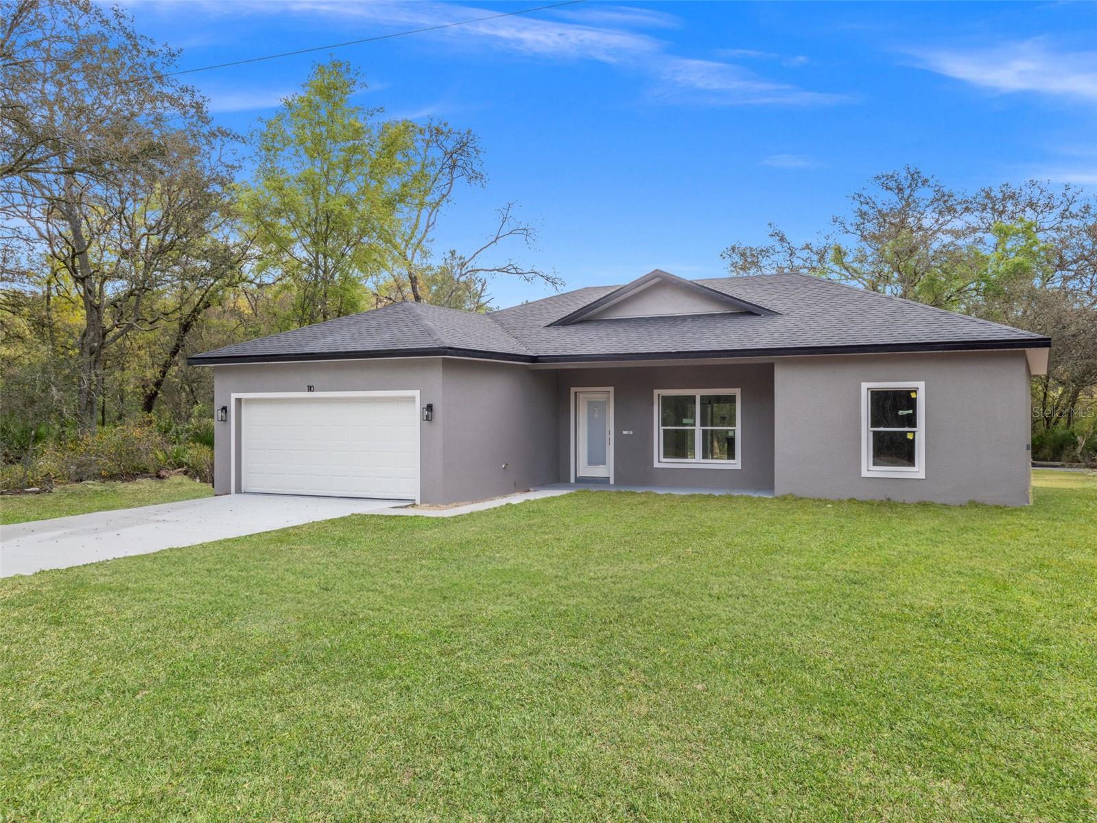 110 GUAVA PLACE DR, OCKLAWAHA, FL, 32179