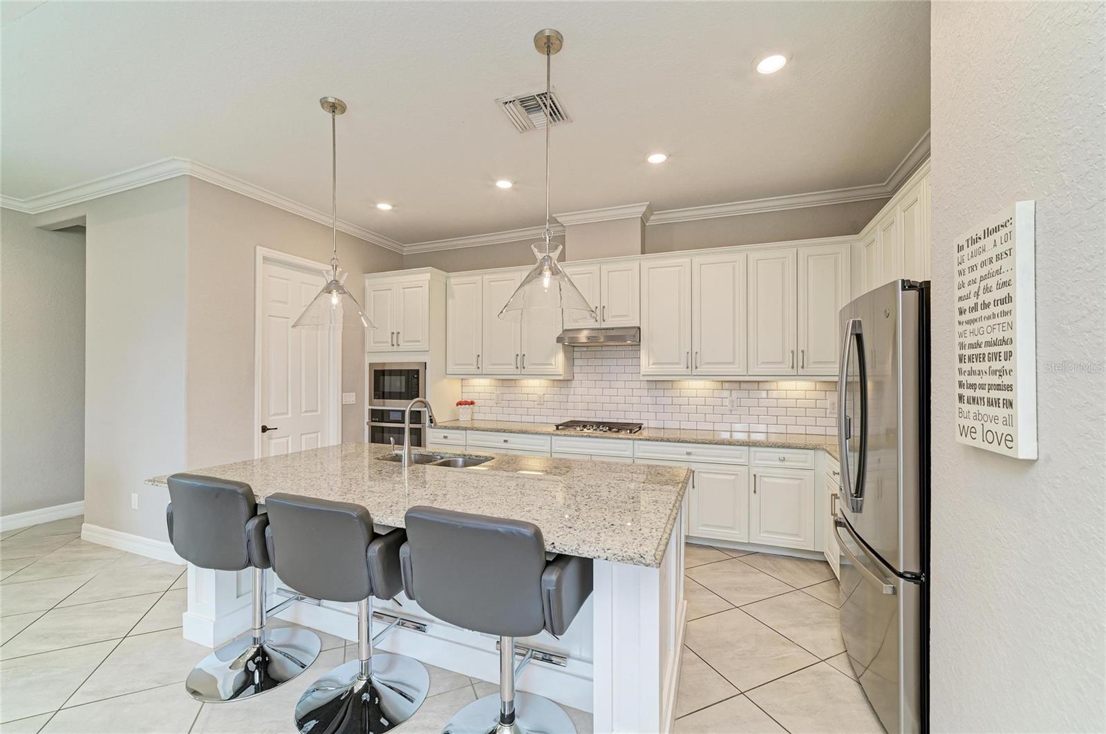 6070 BRANDON RUN, LAKEWOOD RANCH, FL, 34211