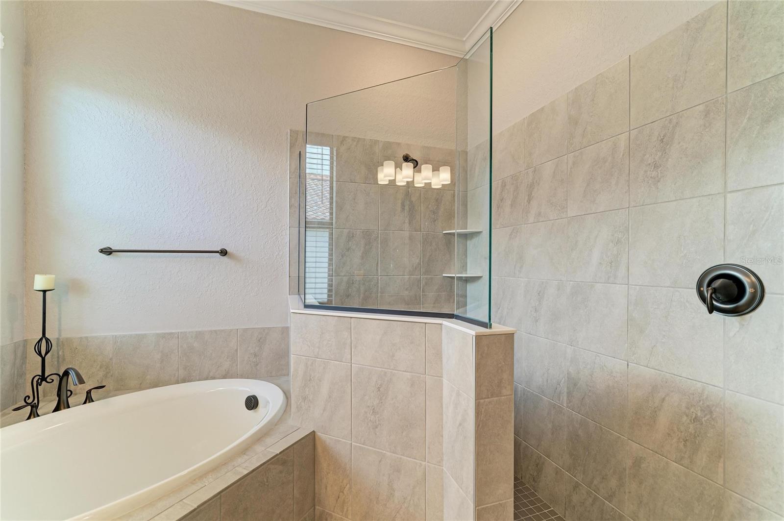 6070 BRANDON RUN, LAKEWOOD RANCH, FL, 34211