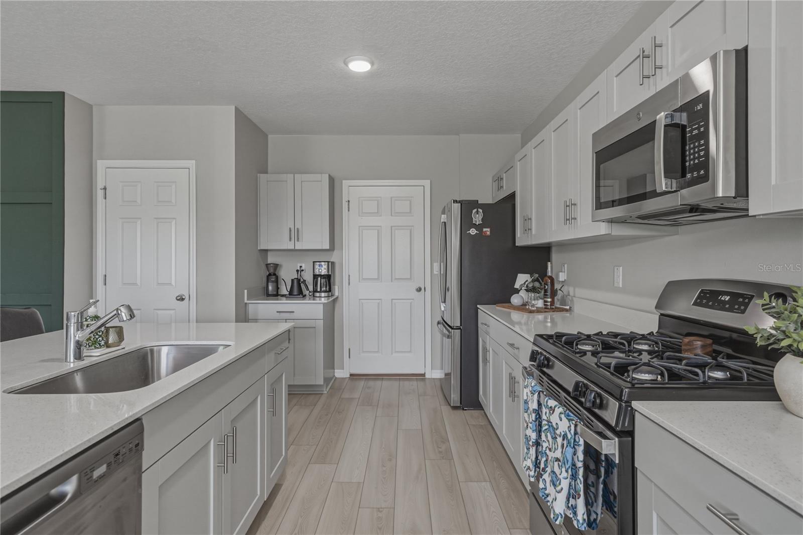 5508 SUMMER SUNSET DR, APOLLO BEACH, FL, 33572