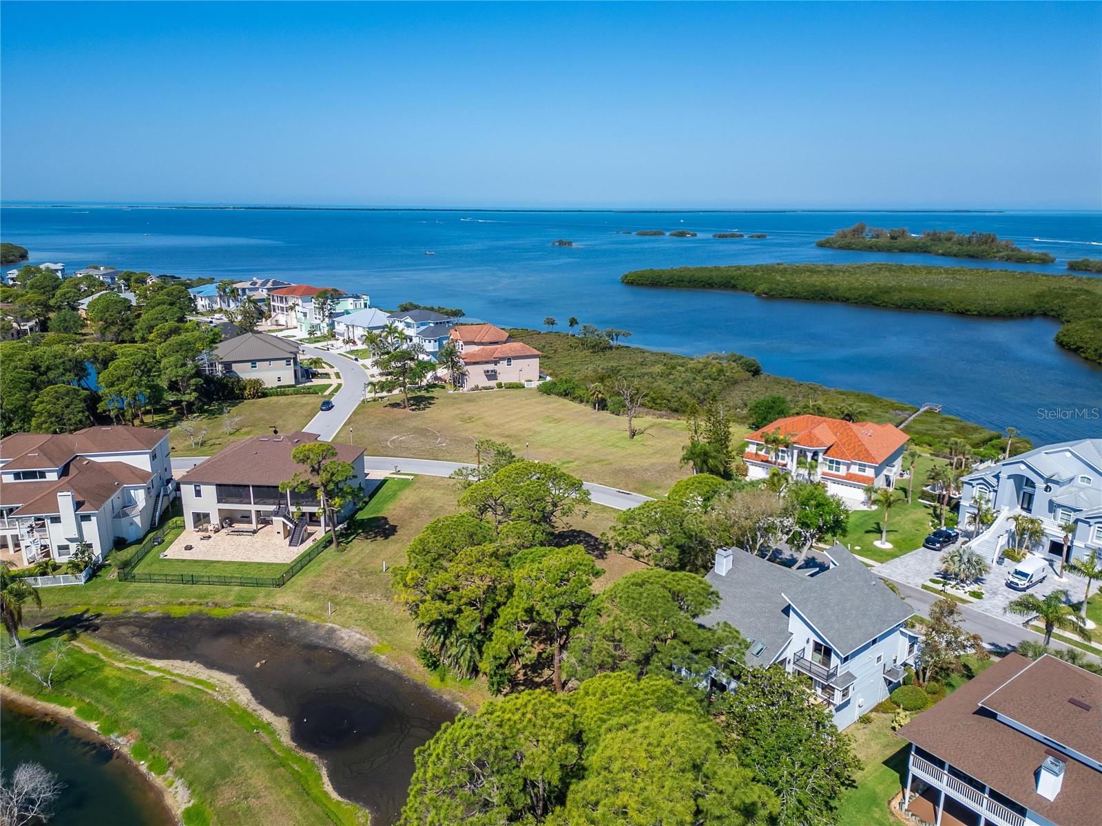 N POINTE ALEXIS DR, TARPON SPRINGS, FL, 34689