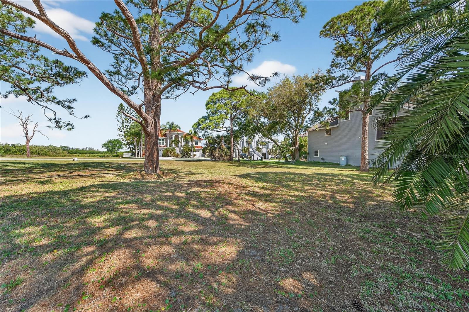 N POINTE ALEXIS DR, TARPON SPRINGS, FL, 34689