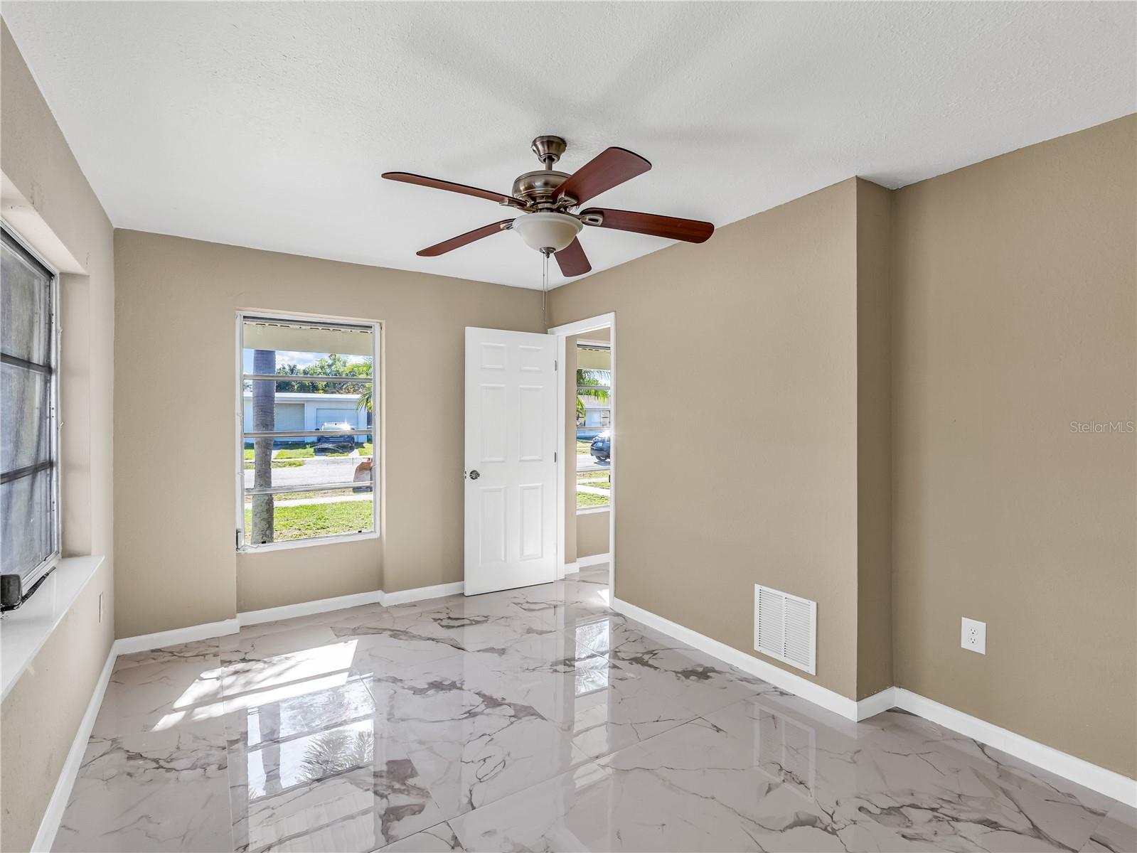 640 DALTON BLVD, PORT CHARLOTTE, FL, 33952