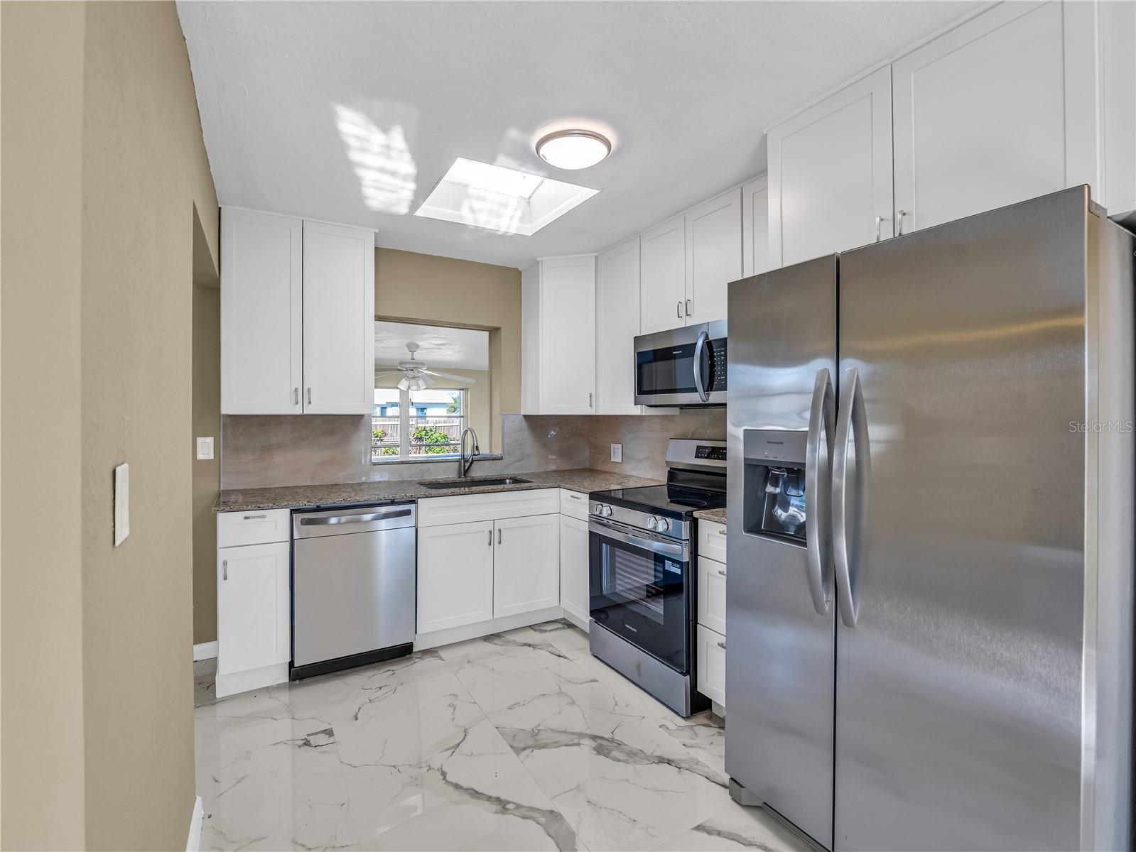 640 DALTON BLVD, PORT CHARLOTTE, FL, 33952