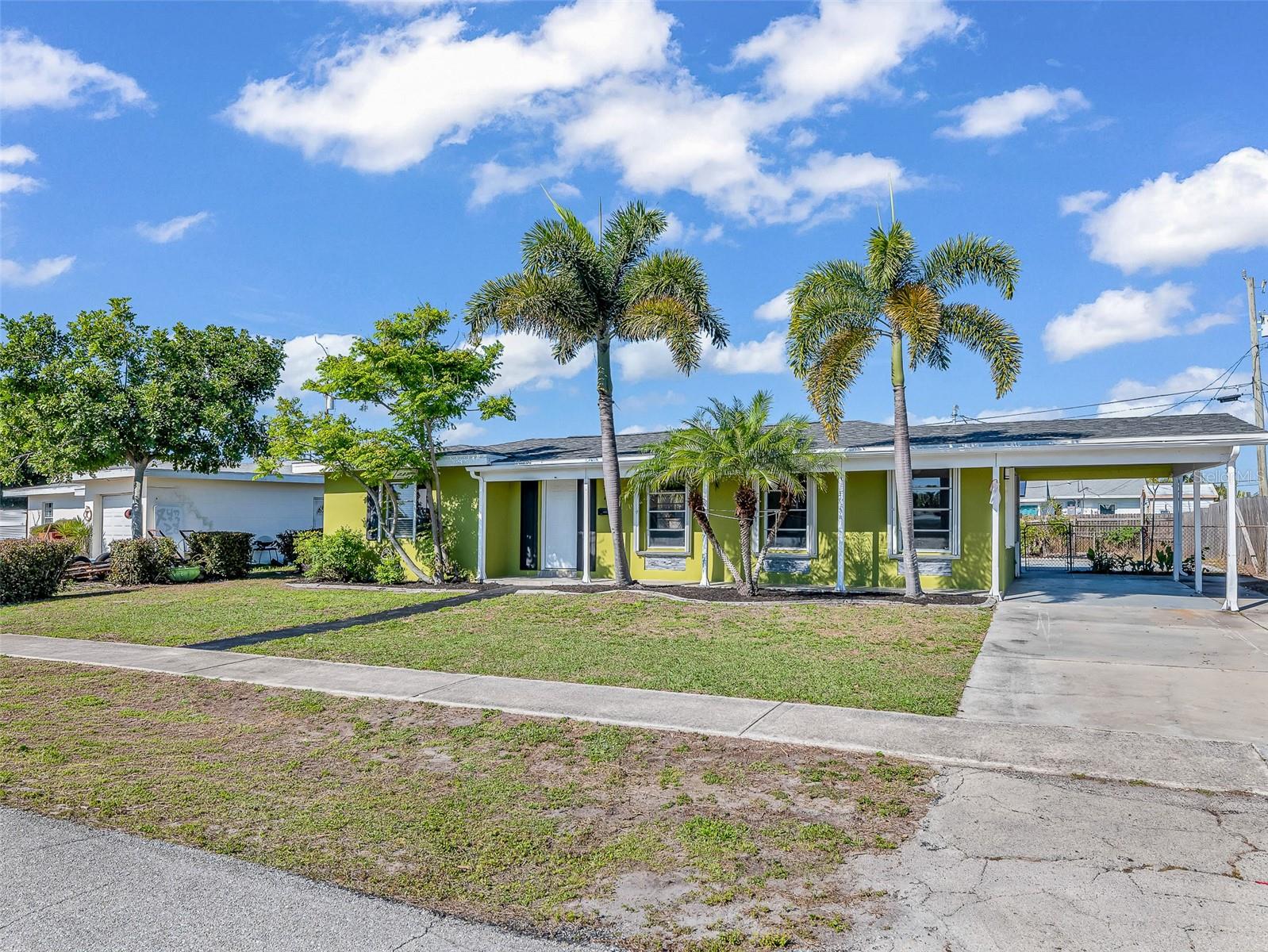 640 DALTON BLVD, PORT CHARLOTTE, FL, 33952