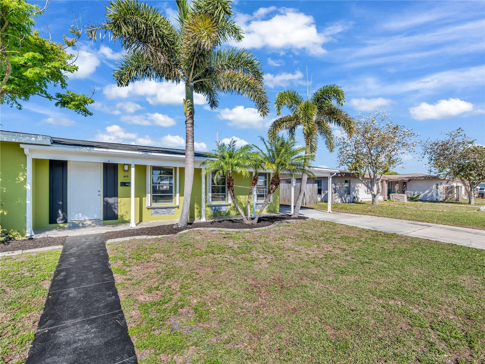 640 DALTON BLVD, PORT CHARLOTTE, FL, 33952