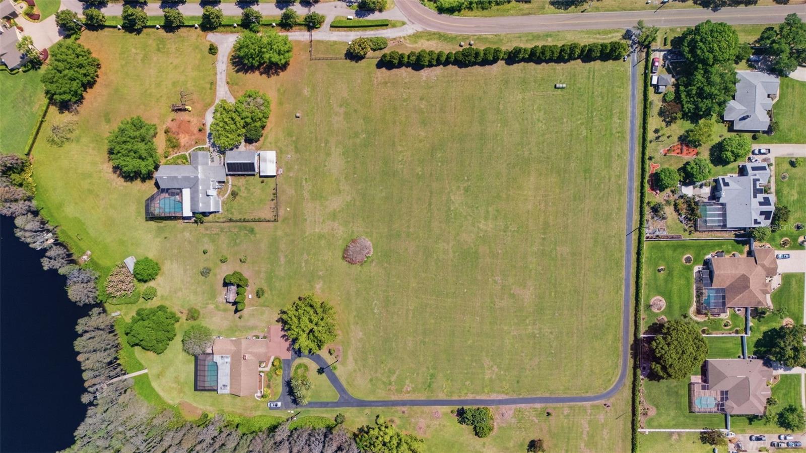 820 NEWBERGER RD, LUTZ, FL, 33549