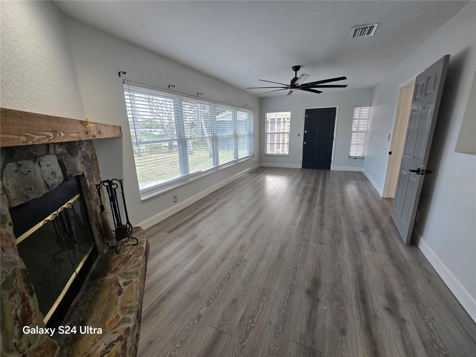 5942 52ND AVE N, KENNETH CITY, FL, 33709