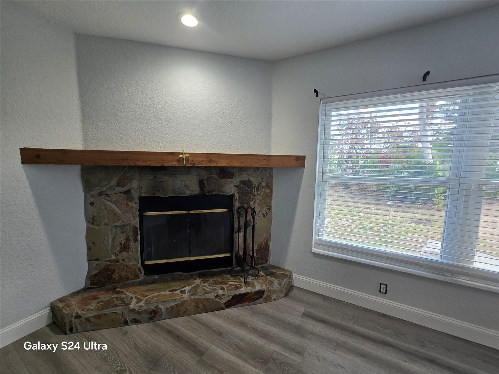 5942 52ND AVE N, KENNETH CITY, FL, 33709