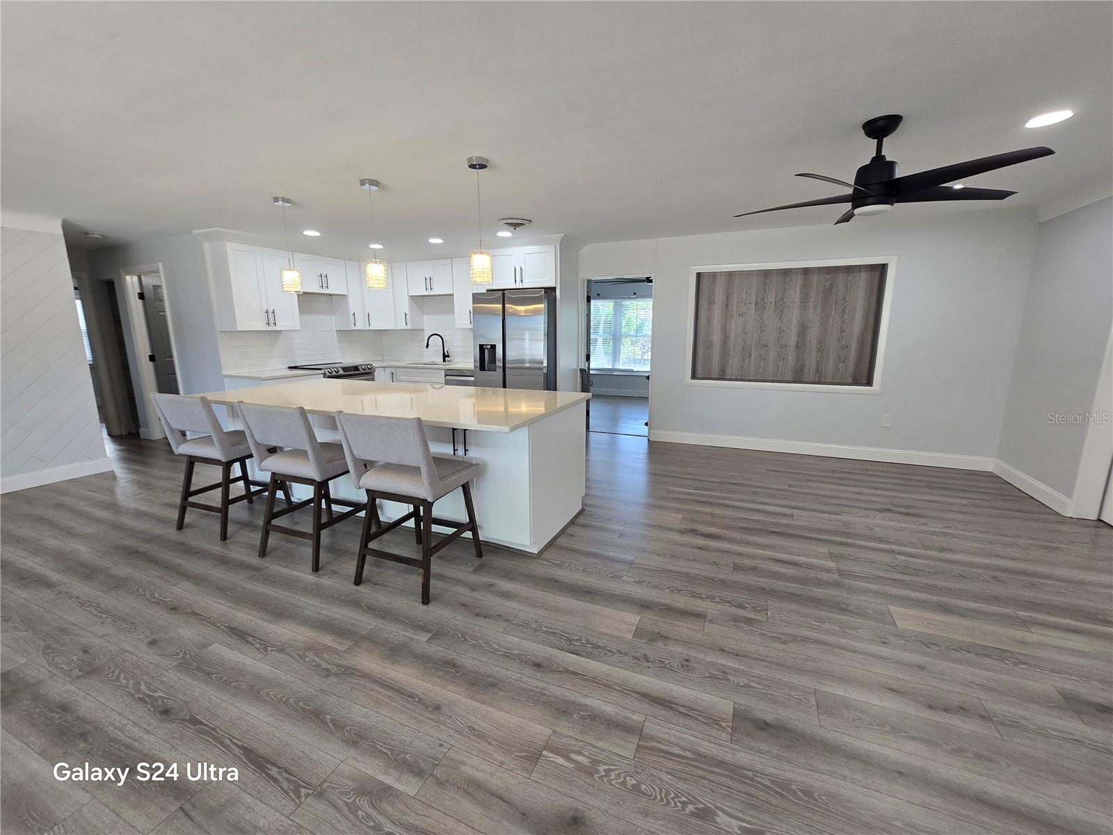 5942 52ND AVE N, KENNETH CITY, FL, 33709