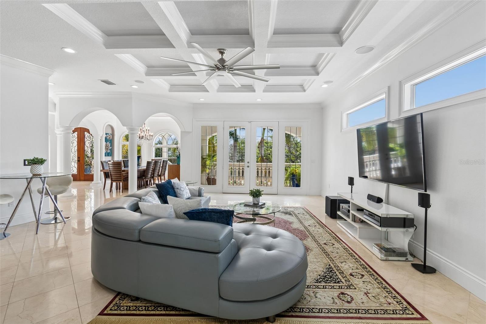 6233 BAYSHORE BLVD, TAMPA, FL, 33611