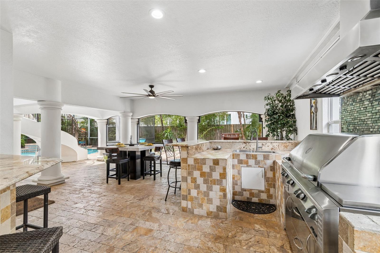 6233 BAYSHORE BLVD, TAMPA, FL, 33611