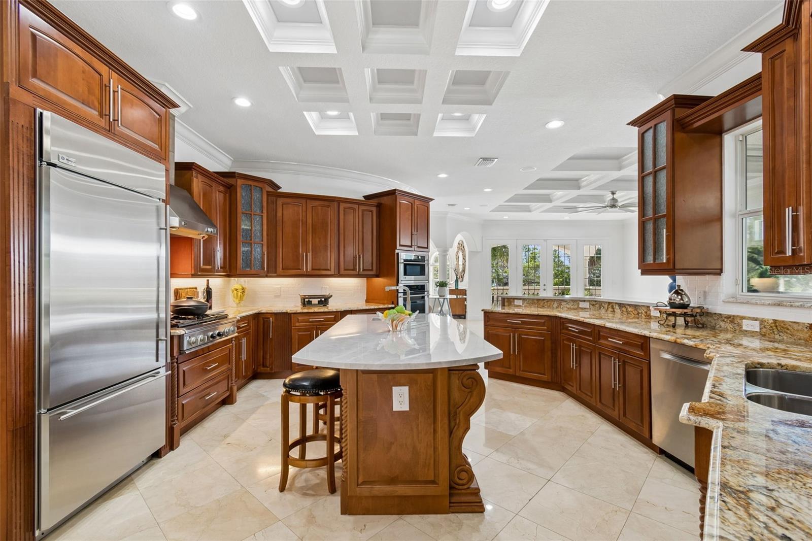 6233 BAYSHORE BLVD, TAMPA, FL, 33611