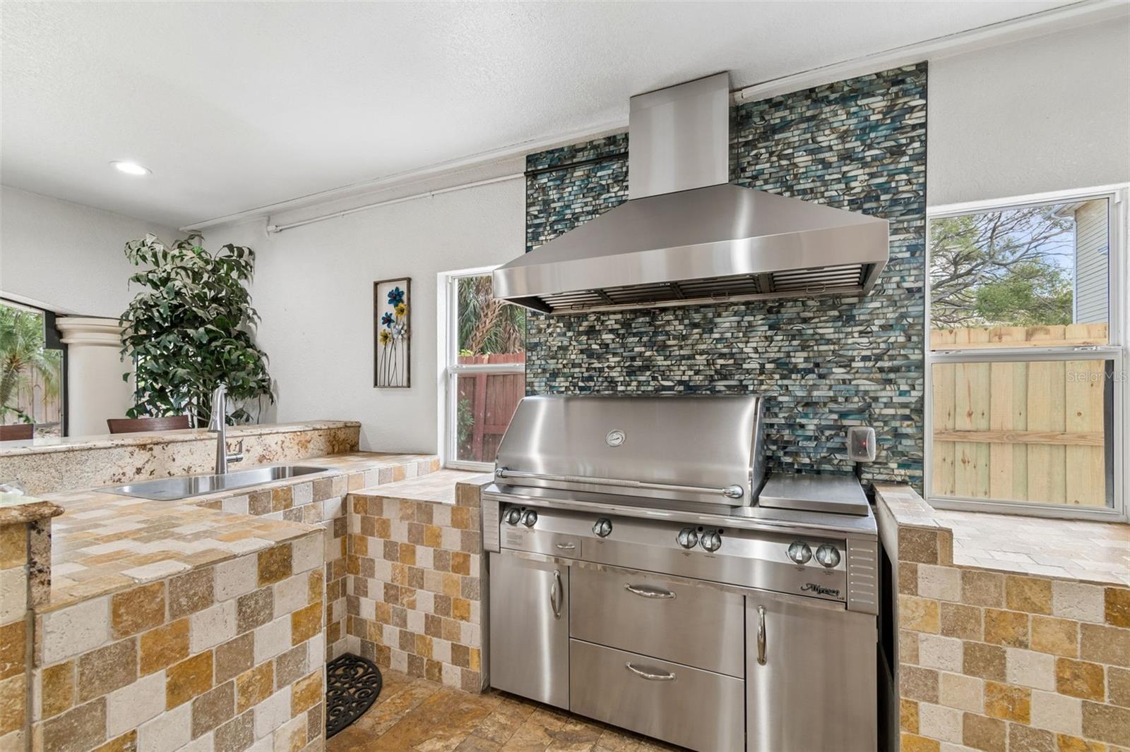 6233 BAYSHORE BLVD, TAMPA, FL, 33611
