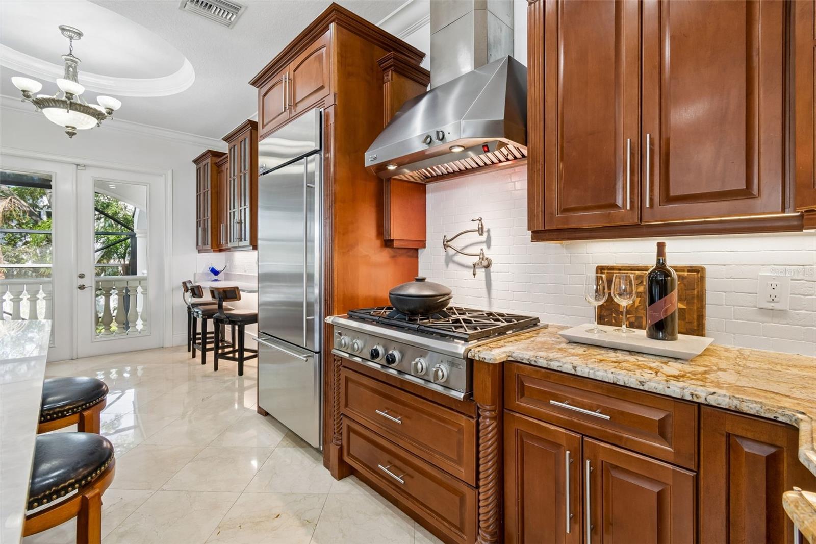 6233 BAYSHORE BLVD, TAMPA, FL, 33611