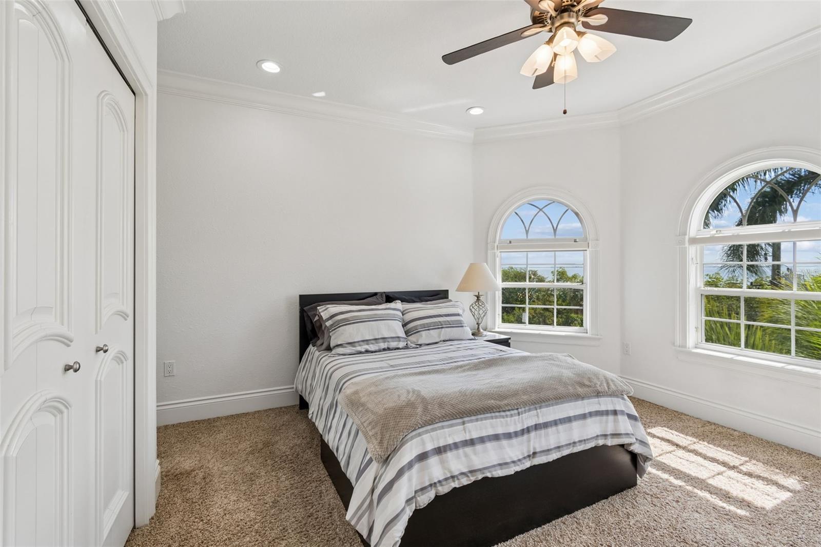 6233 BAYSHORE BLVD, TAMPA, FL, 33611