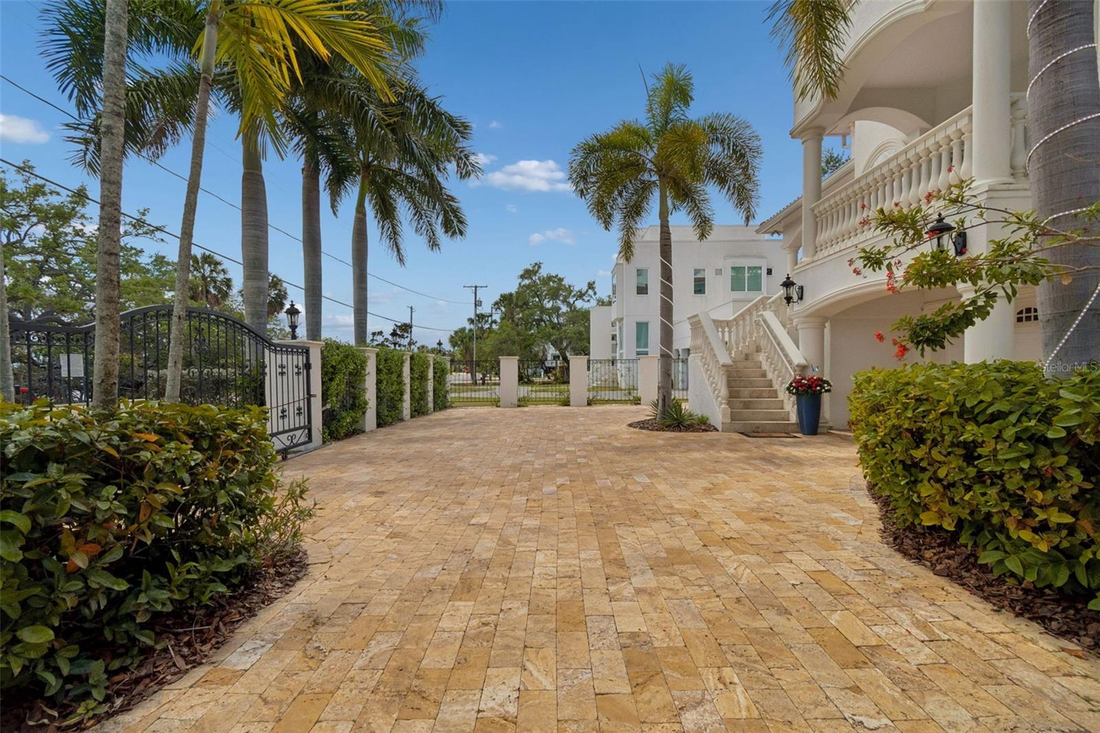 6233 BAYSHORE BLVD, TAMPA, FL, 33611