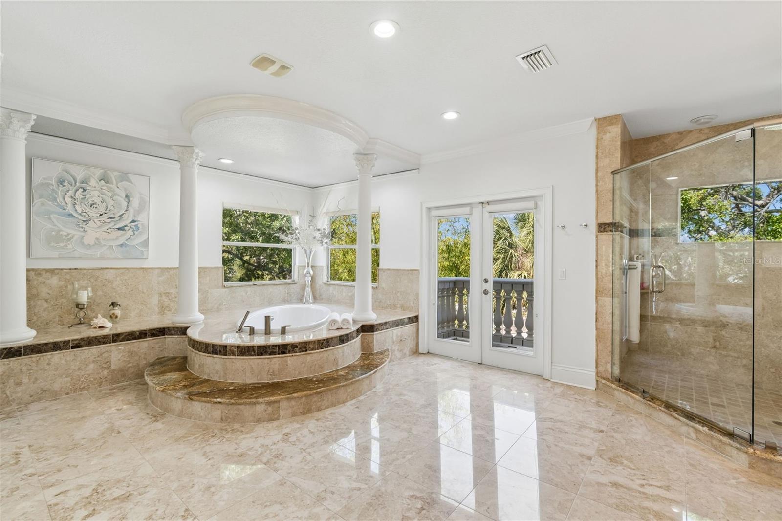 6233 BAYSHORE BLVD, TAMPA, FL, 33611