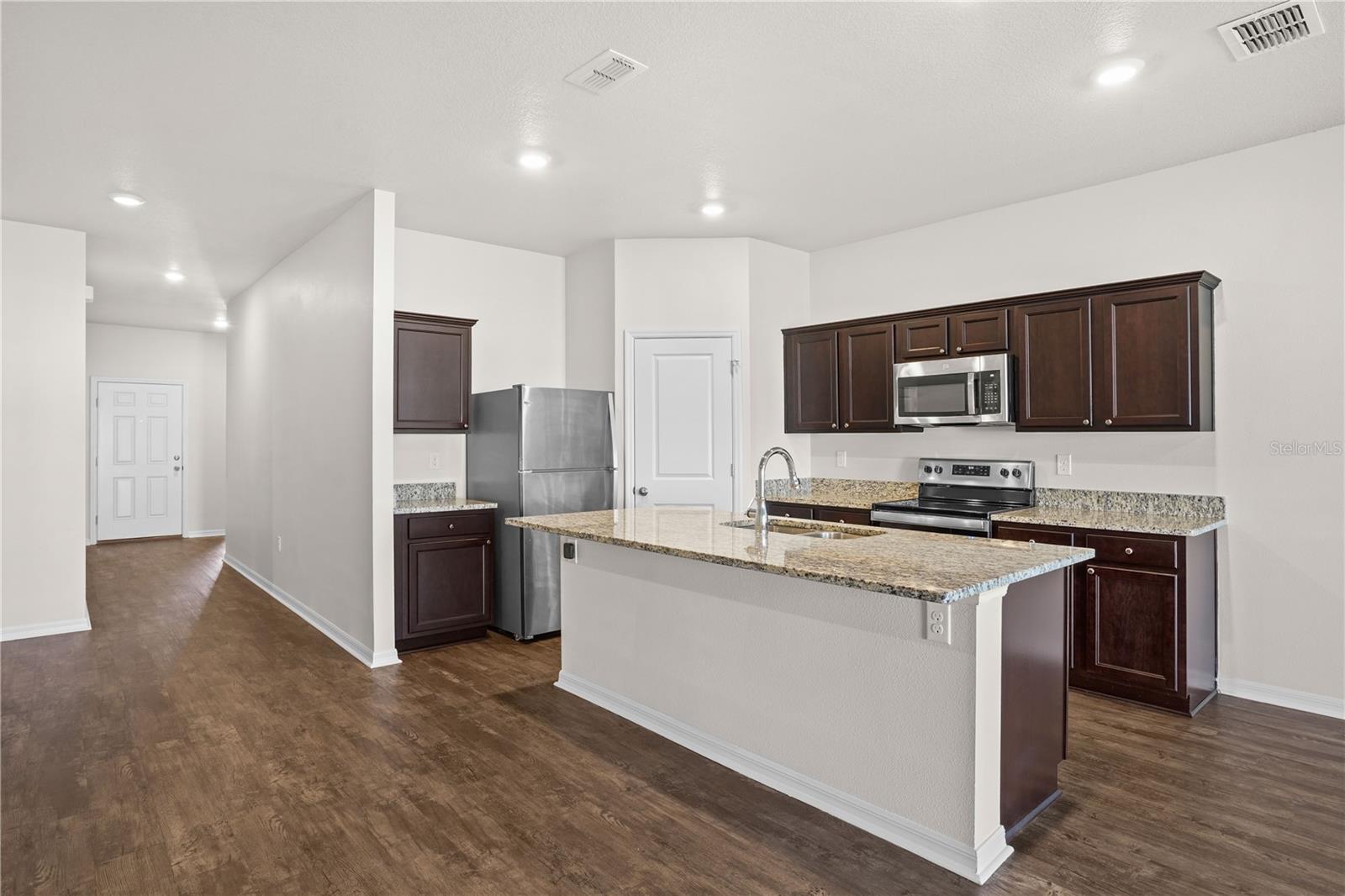 3022 NEVERLAND DR, NEW SMYRNA BEACH, FL, 32168