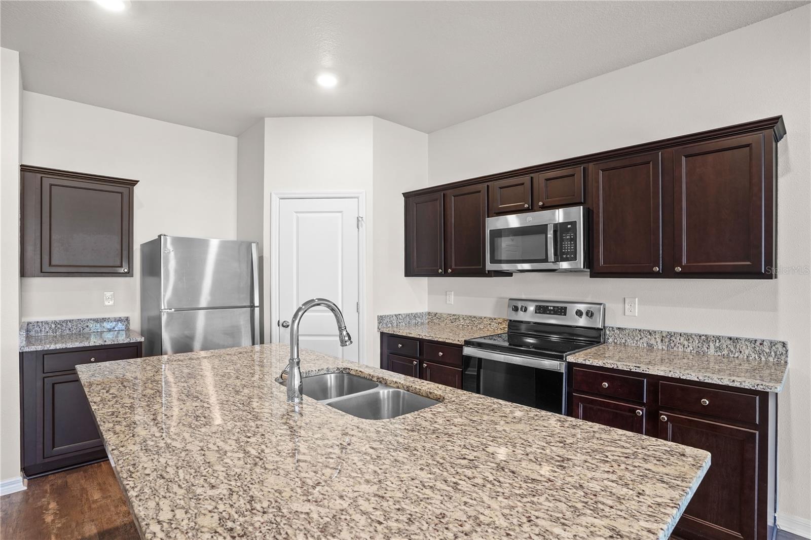 3022 NEVERLAND DR, NEW SMYRNA BEACH, FL, 32168