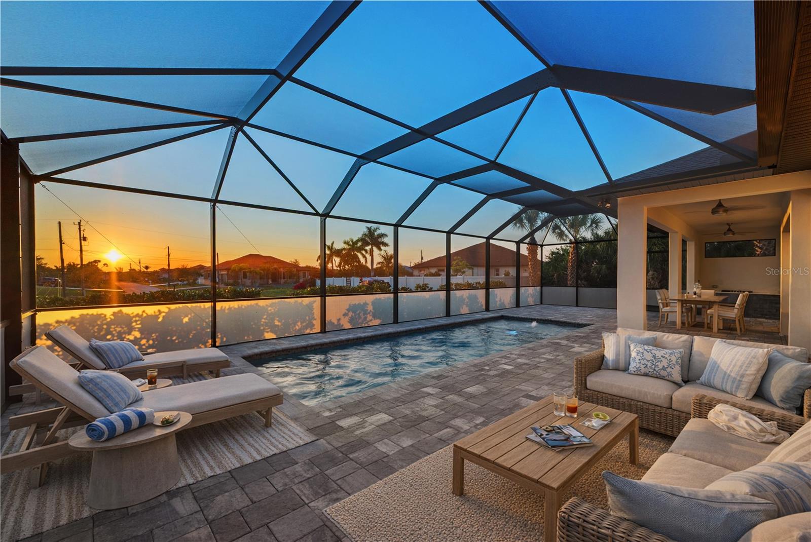 10401 SUNDAY DR, PORT CHARLOTTE, FL, 33981