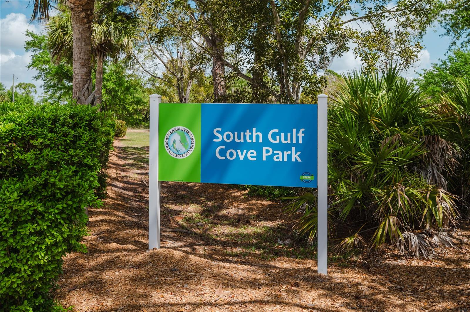 10401 SUNDAY DR, PORT CHARLOTTE, FL, 33981