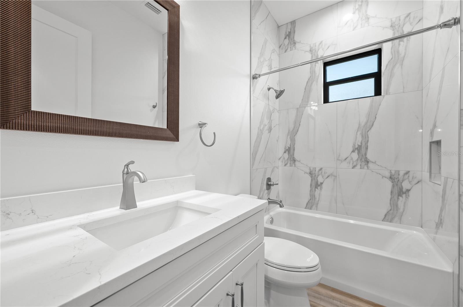 10401 SUNDAY DR, PORT CHARLOTTE, FL, 33981