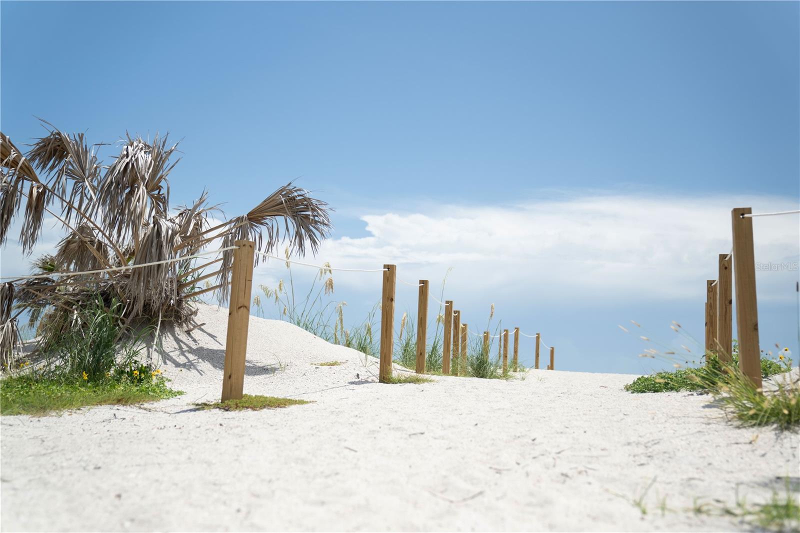 10401 SUNDAY DR, PORT CHARLOTTE, FL, 33981