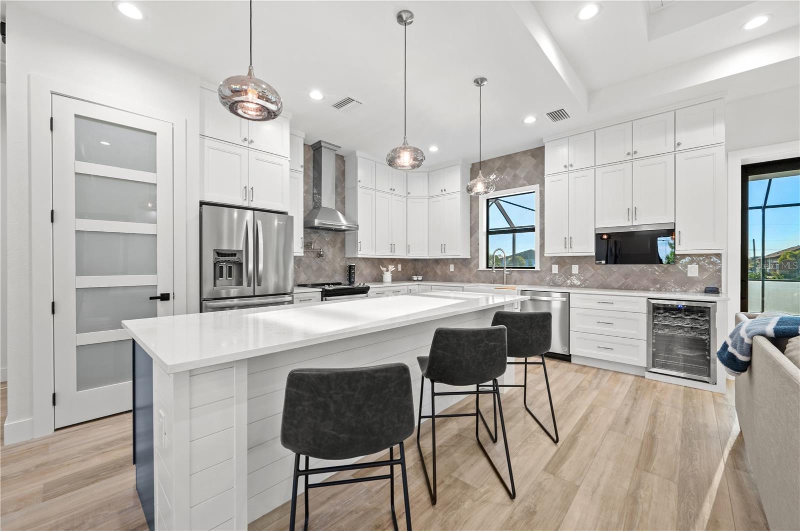 10401 SUNDAY DR, PORT CHARLOTTE, FL, 33981