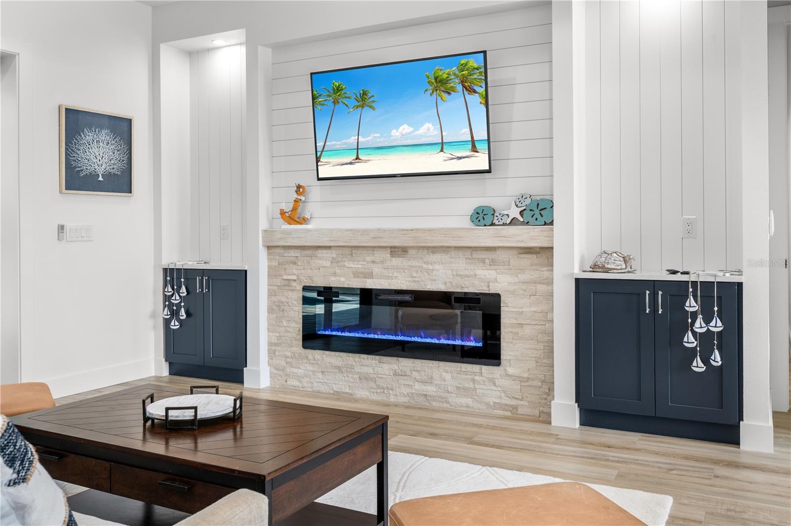 10401 SUNDAY DR, PORT CHARLOTTE, FL, 33981