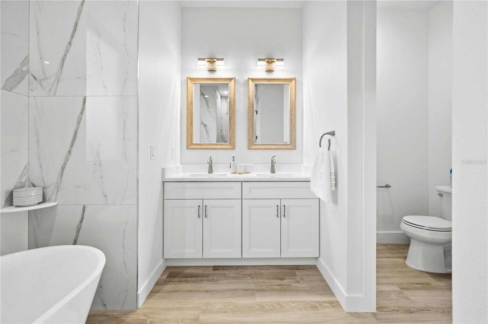 10401 SUNDAY DR, PORT CHARLOTTE, FL, 33981