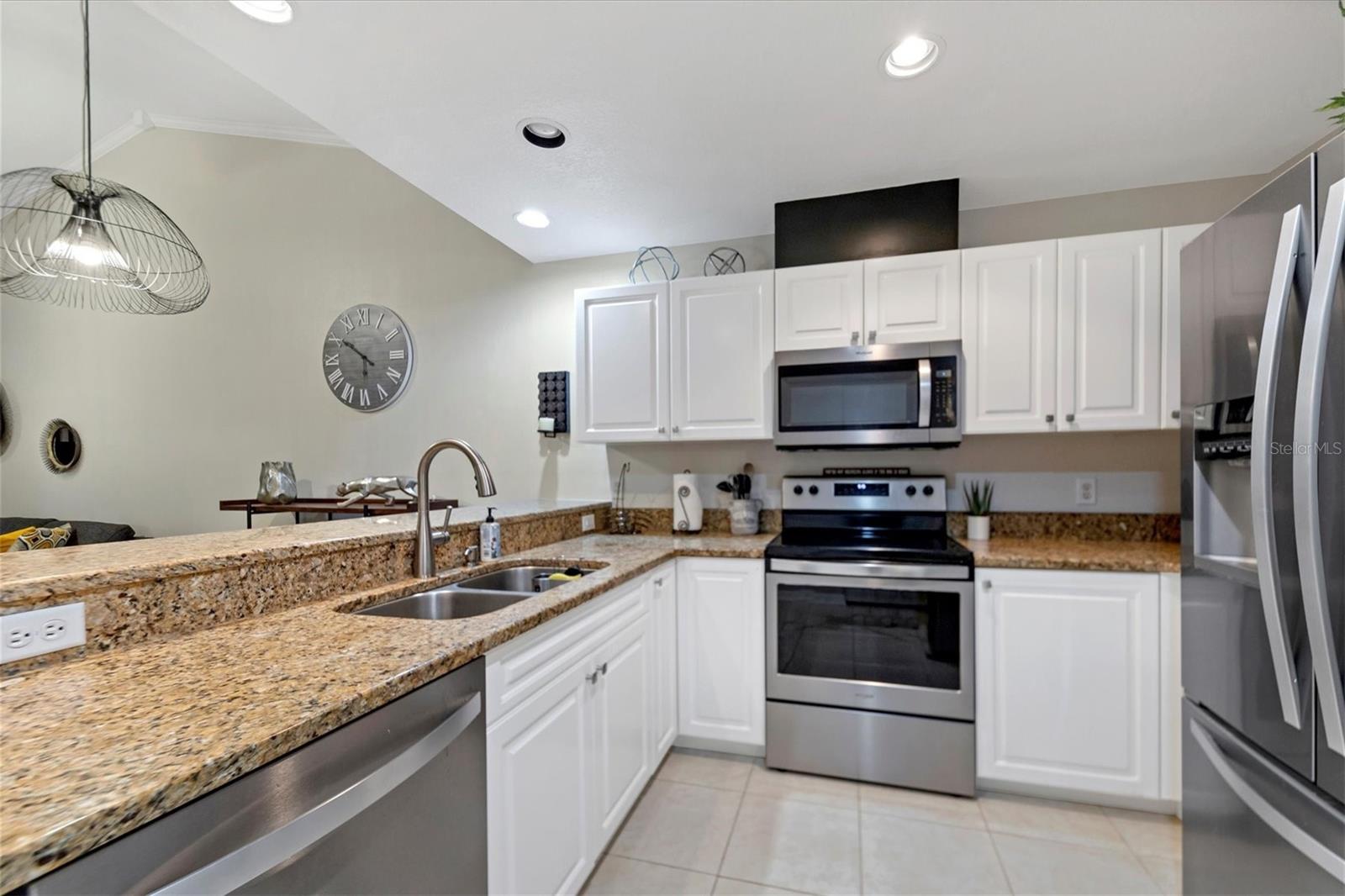 3604 54TH DR W #203, BRADENTON, FL, 34210