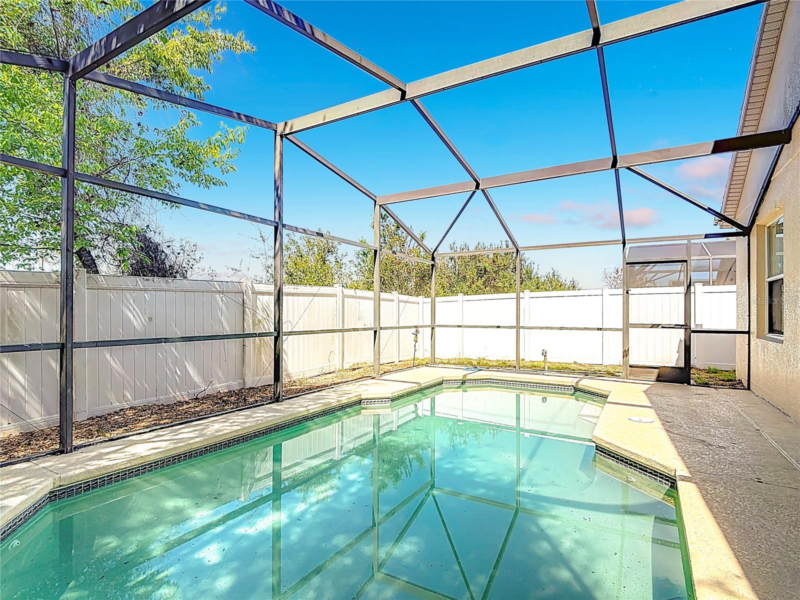 635 KNOLLWOOD DR, DAVENPORT, FL, 33837